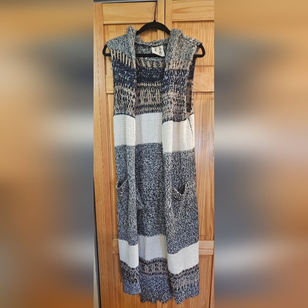 Boho sleeveless long sweater